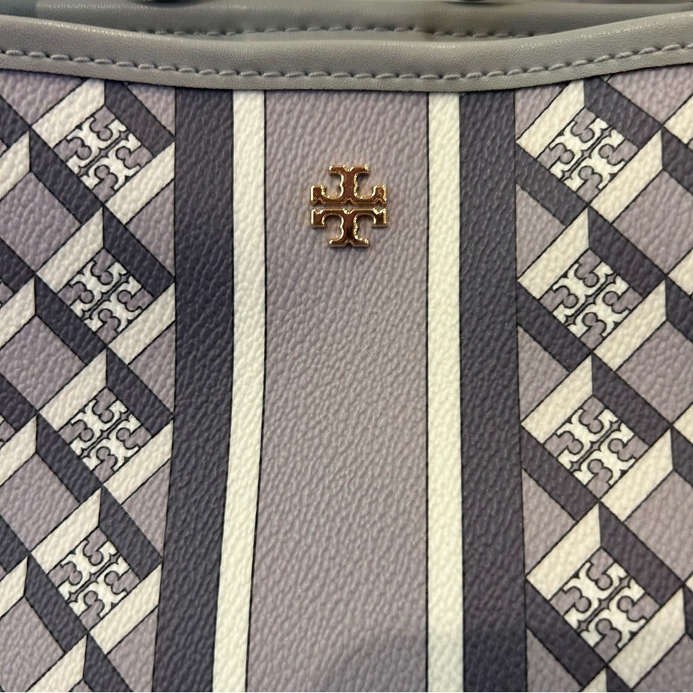 Tory Burch Geo Logo Stripe Tote Bag EUC - Picture 4 of 14